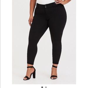 Torrid Studio Signature Ponte Stretch Pant